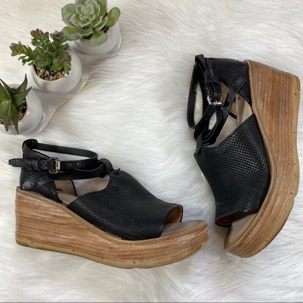 A.S.98 Nino Nero Leather Strappy Wedge Sandal 40